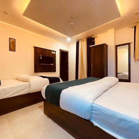 Wooibhotels The Divine Ganga Haridwār Exterior foto